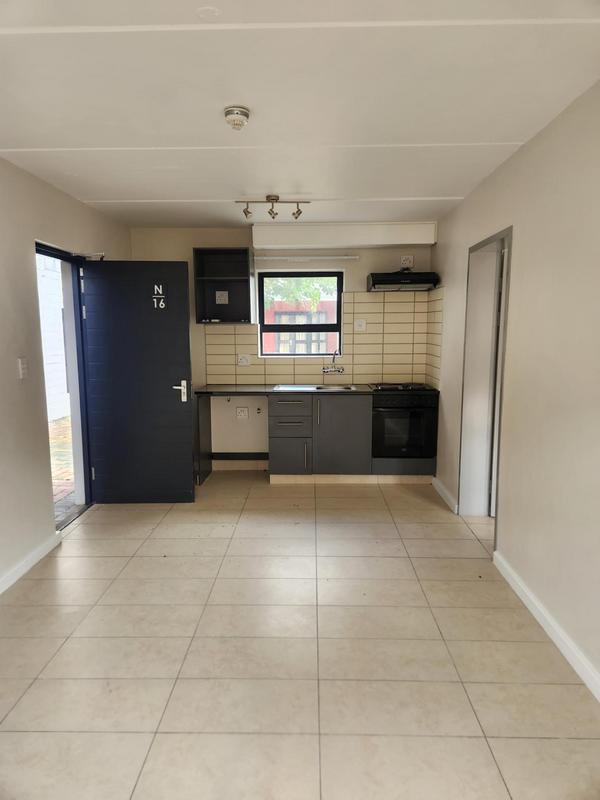 To Let 1 Bedroom Property for Rent in Diep River Western Cape